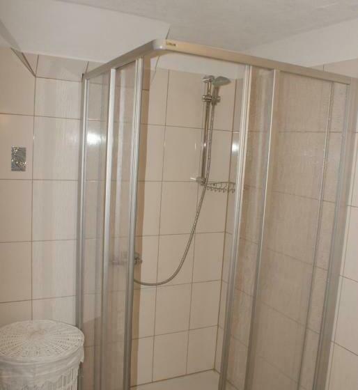 펜션 Familie Lampersberger