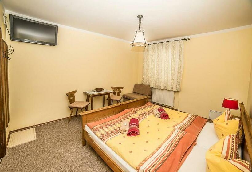 펜션 Familie Lampersberger