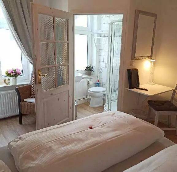 ペンション Gästehaus Kleiner Muck