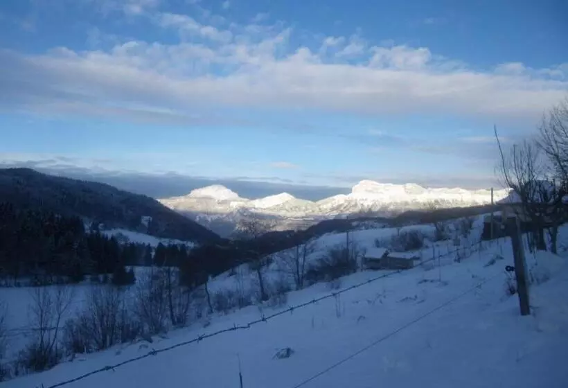 Majatalo Gîte Le Cerf De Belledonne