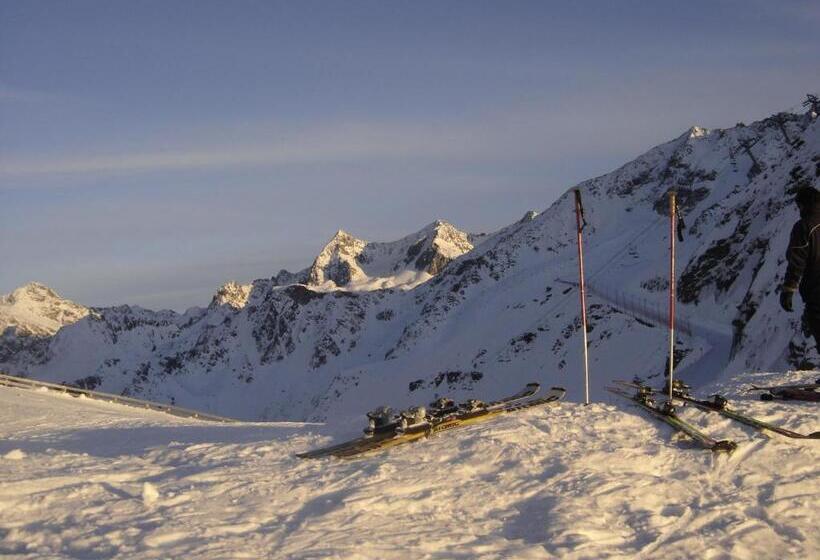 펜션 Gîte Le Cerf De Belledonne