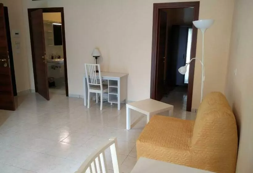 ペンション La Viaroma