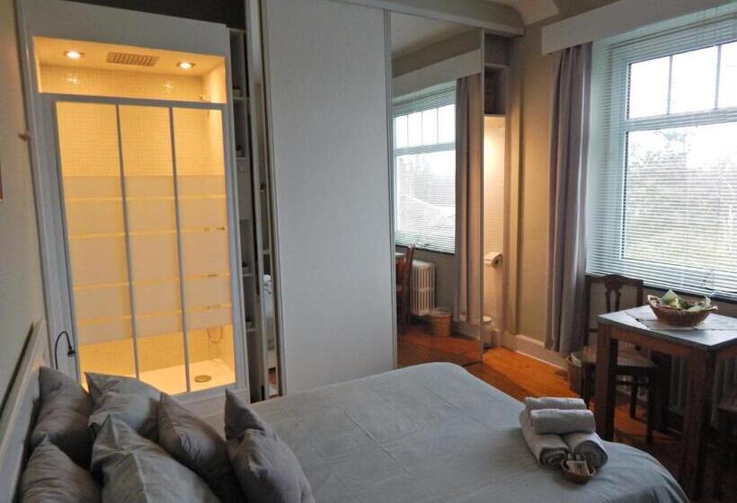 膳宿费 Les Remparts