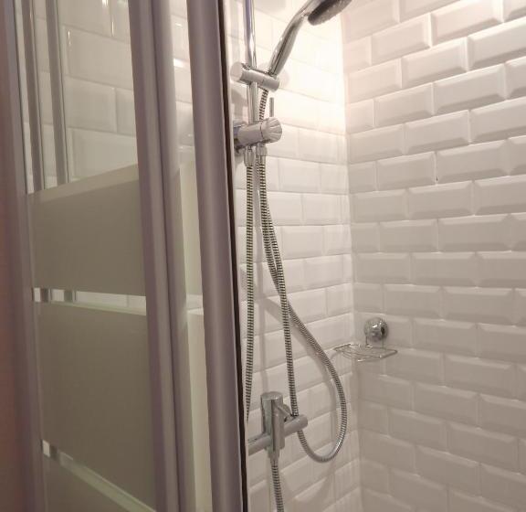 膳宿费 Les Remparts