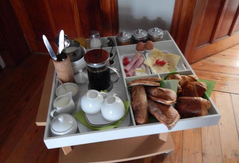 膳宿费 Les Remparts