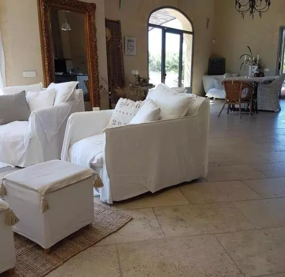 ベッドアンドブレックファースト Fontaine De Cérier