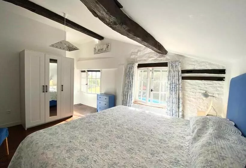 ベッドアンドブレックファースト Labarthe