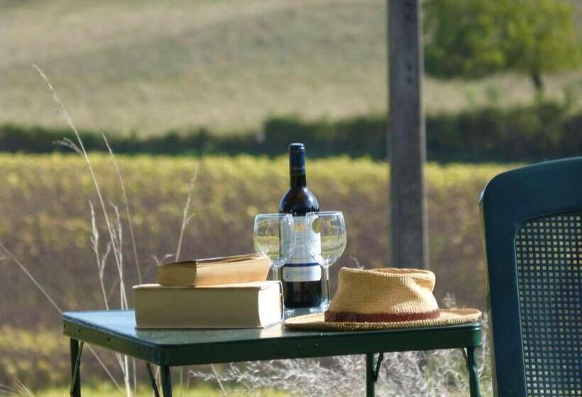 Bed and Breakfast Labarthe