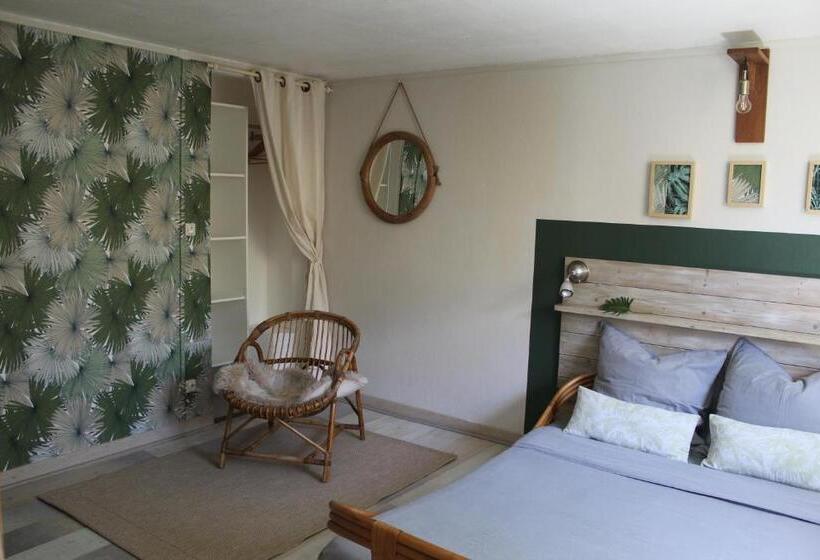 تختخواب و صبحانه Le Rubinjo 2