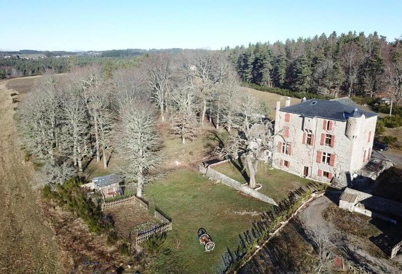 Bed and Breakfast Manoir Du Grail