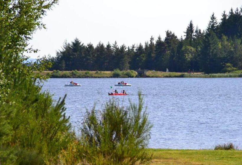 Bed and Breakfast Manoir Du Grail