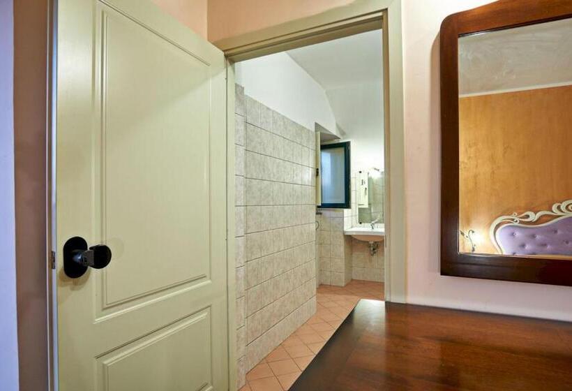 فندق Agriturismo Conte Ruggero