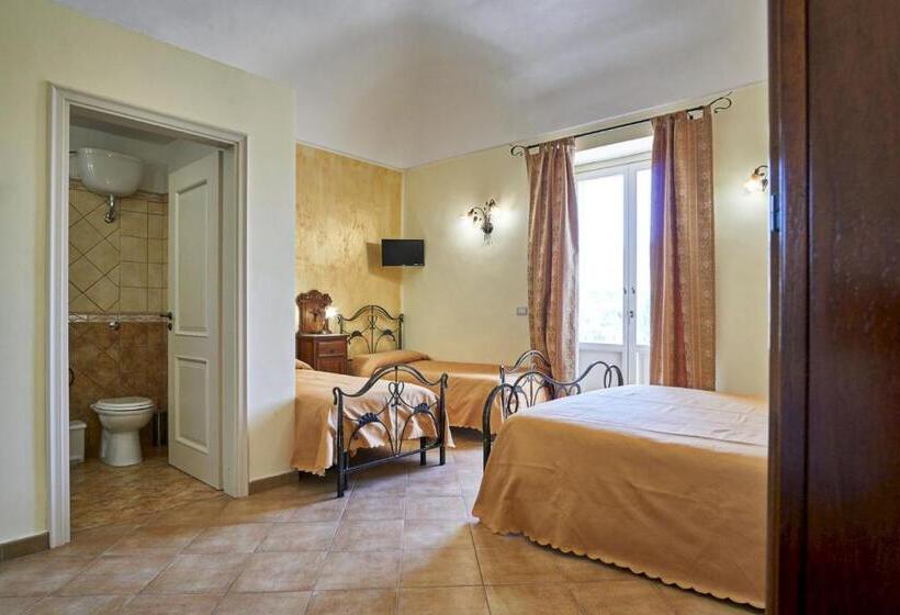 فندق Agriturismo Conte Ruggero