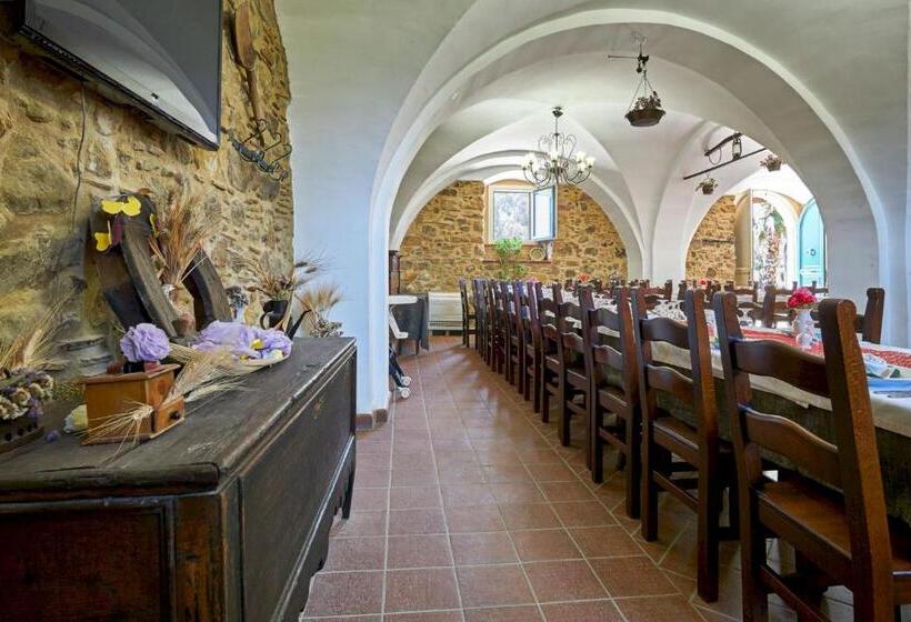 فندق Agriturismo Conte Ruggero