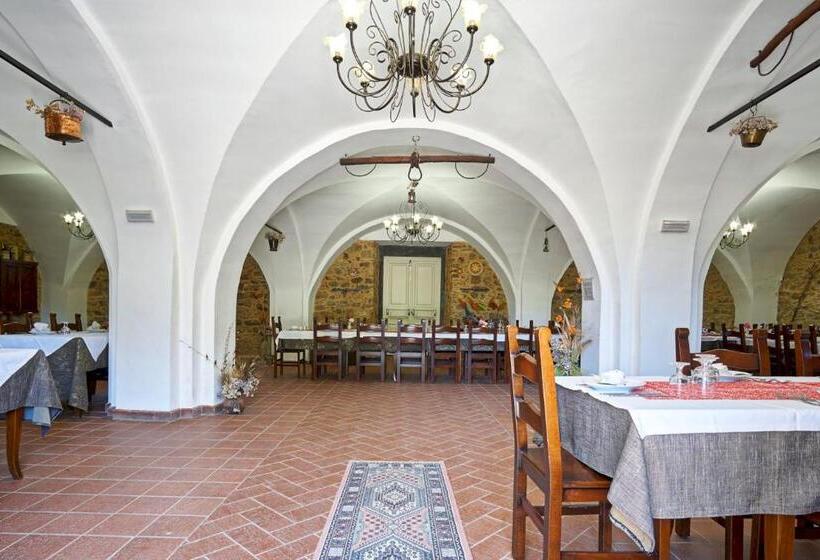 فندق Agriturismo Conte Ruggero