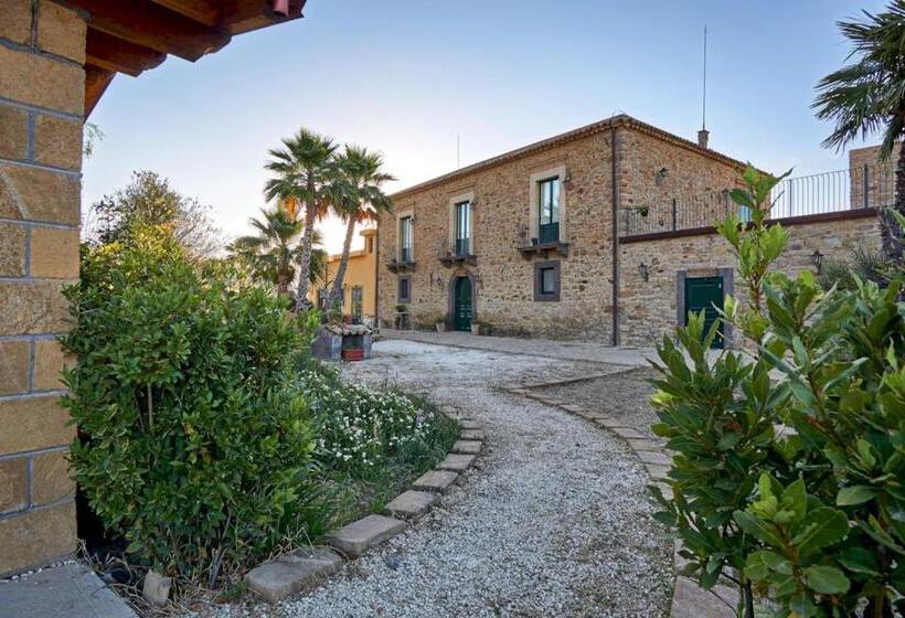 فندق Agriturismo Conte Ruggero