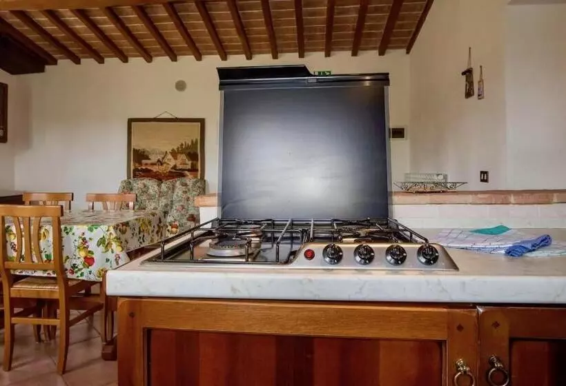 ホテル Agriturismo Lo Strettoio