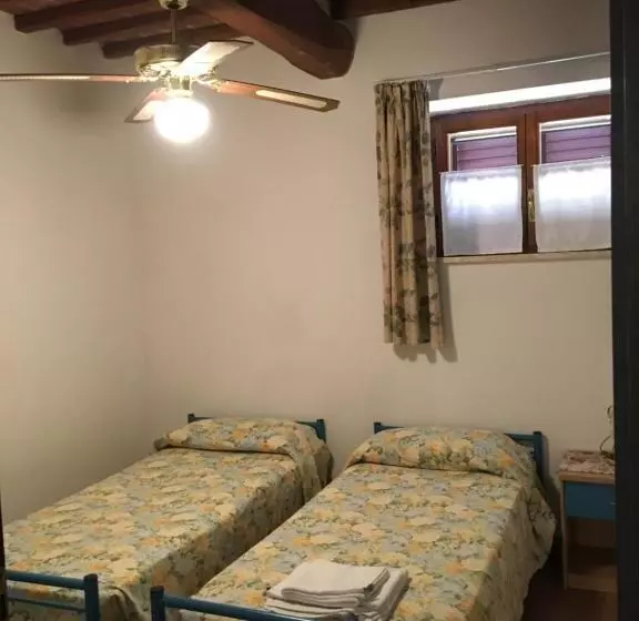 ホテル Agriturismo Lo Strettoio