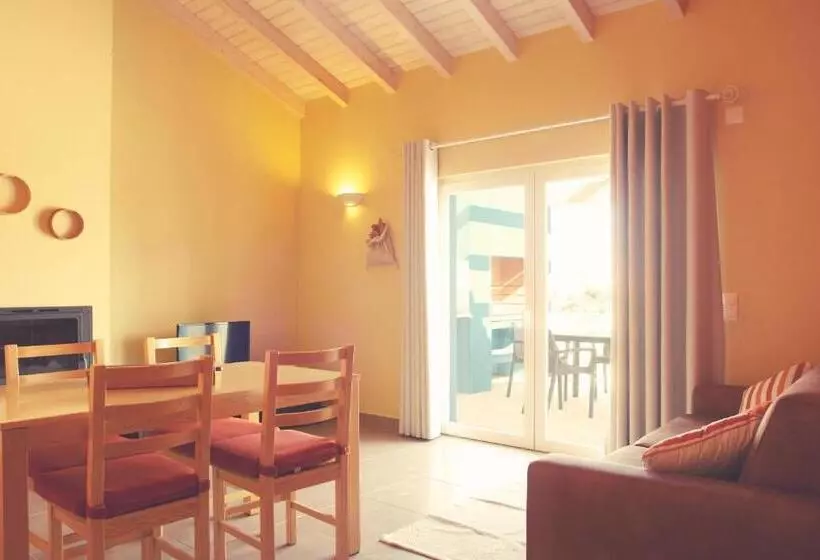 Hotelli Casas Novas Da Fataca