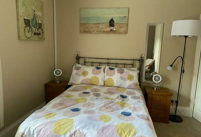 بنسيون Abbey Guest House