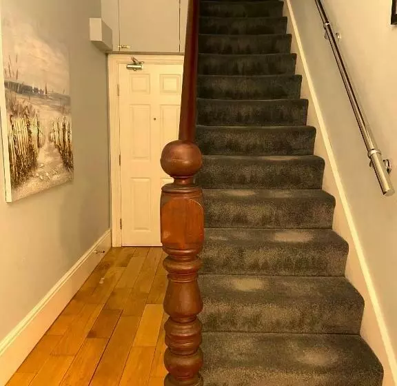 Majatalo Abbey Guest House