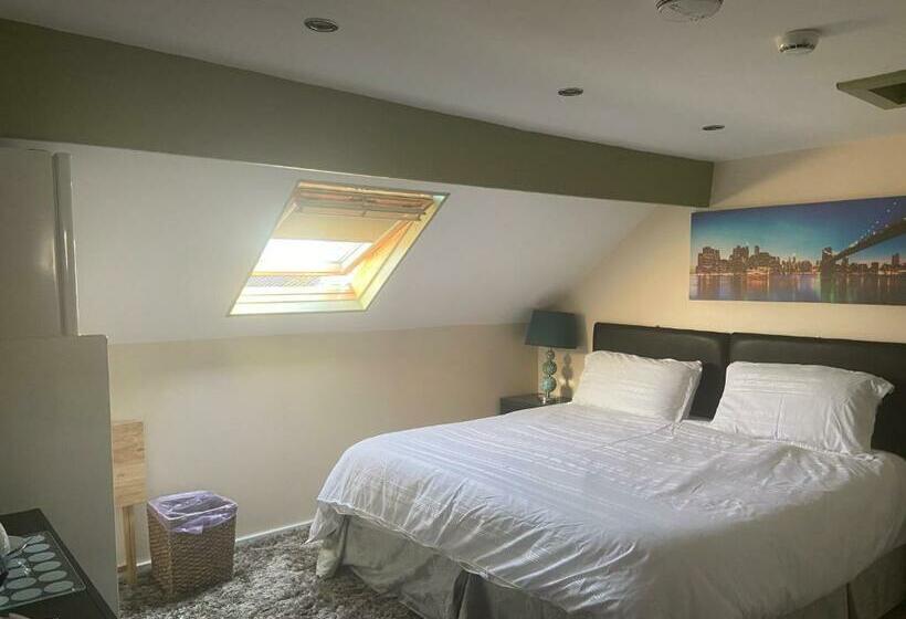 بنسيون Abbey Guest House