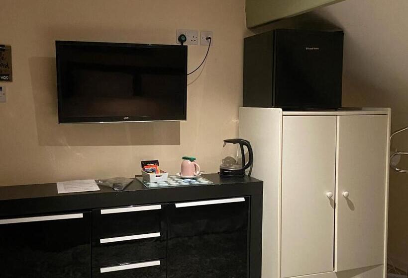 بنسيون Abbey Guest House