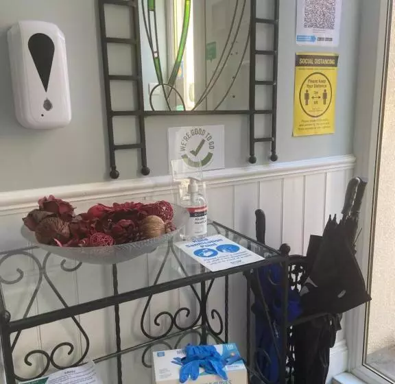 Majatalo Abbey Guest House