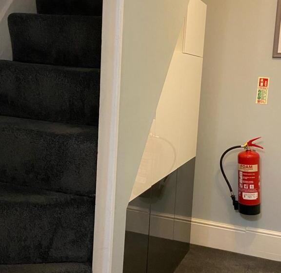 بنسيون Abbey Guest House