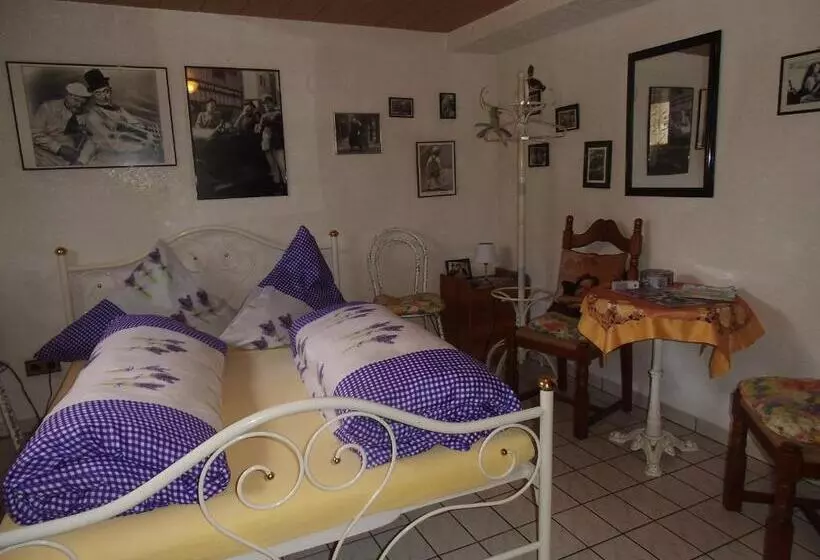 Majatalo Gästehaus Baur