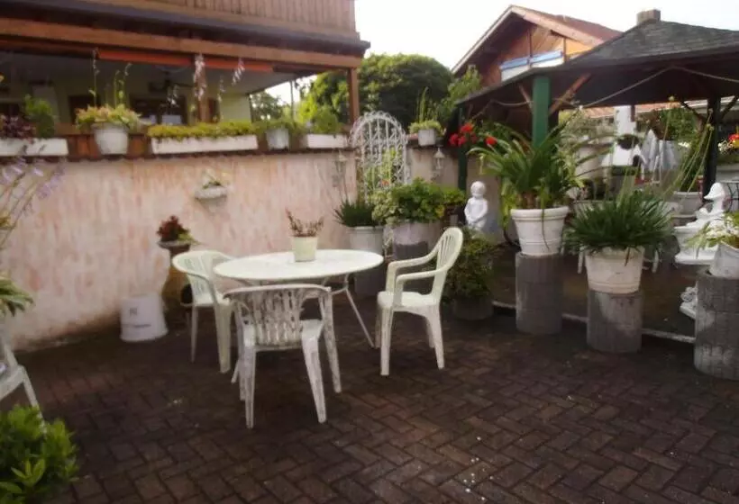 Majatalo Gästehaus Baur