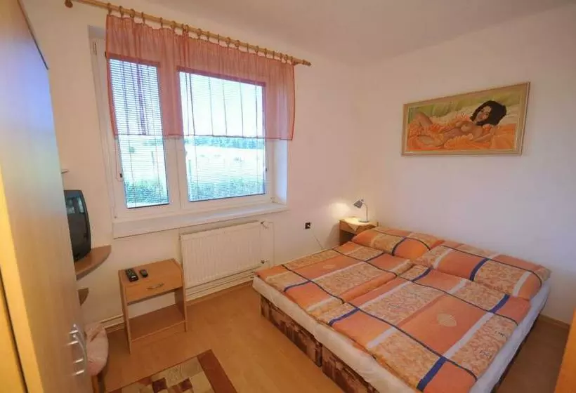 Majatalo Penzion Dreveník