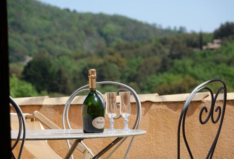 Pensjonat Appartements De Charme La Sarrazine