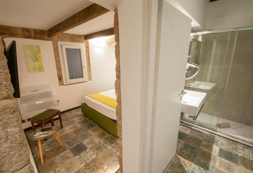 膳宿费 Santa Chiara   Il Milese