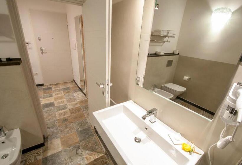 膳宿费 Santa Chiara   Il Milese