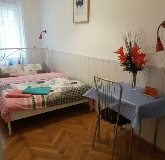 Majatalo Valentina Guesthouse