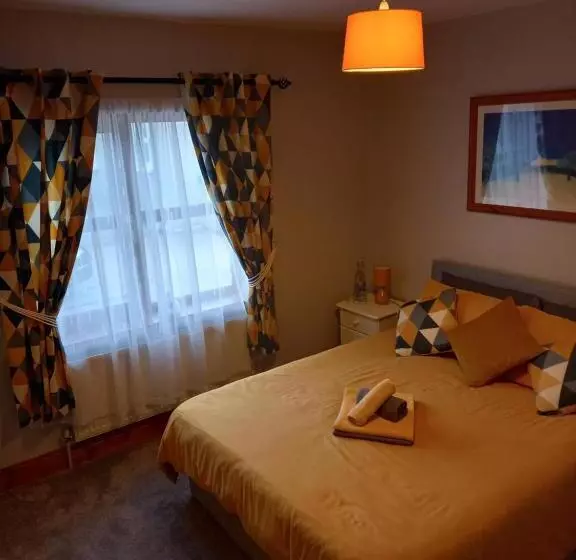 Aamiaismajoitus (B&B) A New U Country Cottage