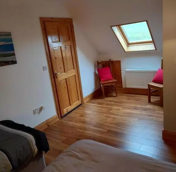 Aamiaismajoitus (B&B) A New U Country Cottage