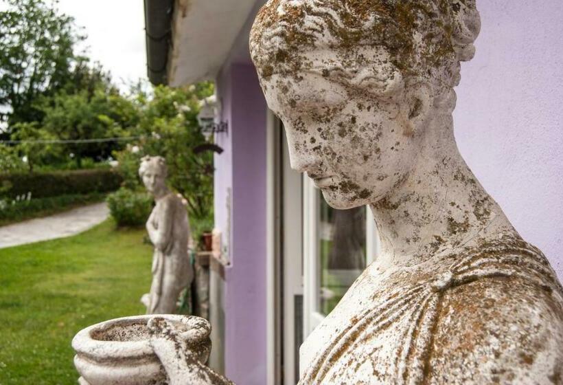 Bed and Breakfast Amarcord