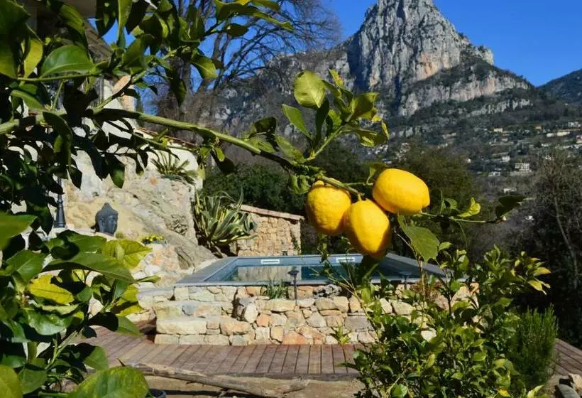 Aamiaismajoitus (B&B) Au Pied Des Baous