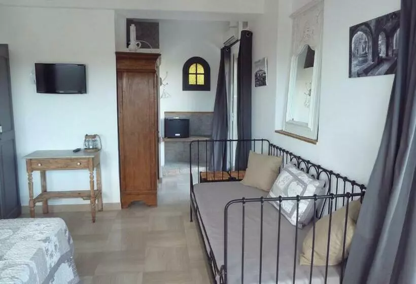 Aamiaismajoitus (B&B) Au Pied Des Baous