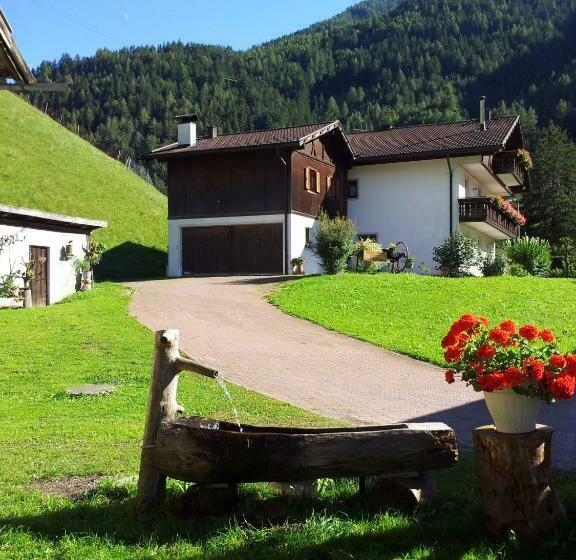 مبيت وإفطار Ferienhaus Grünfelder