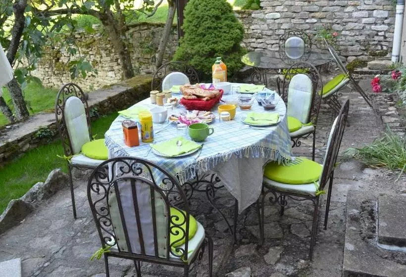 Aamiaismajoitus (B&B) La Follye Mancey