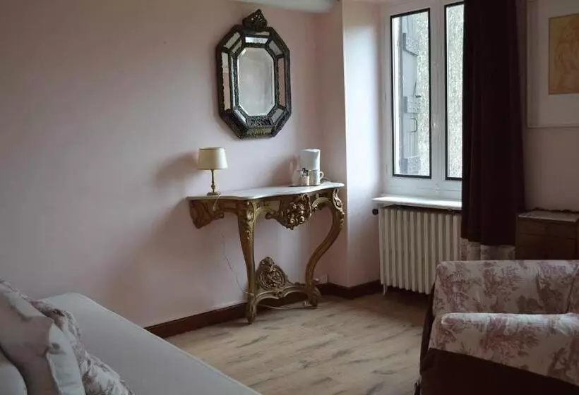 Aamiaismajoitus (B&B) La Follye Mancey