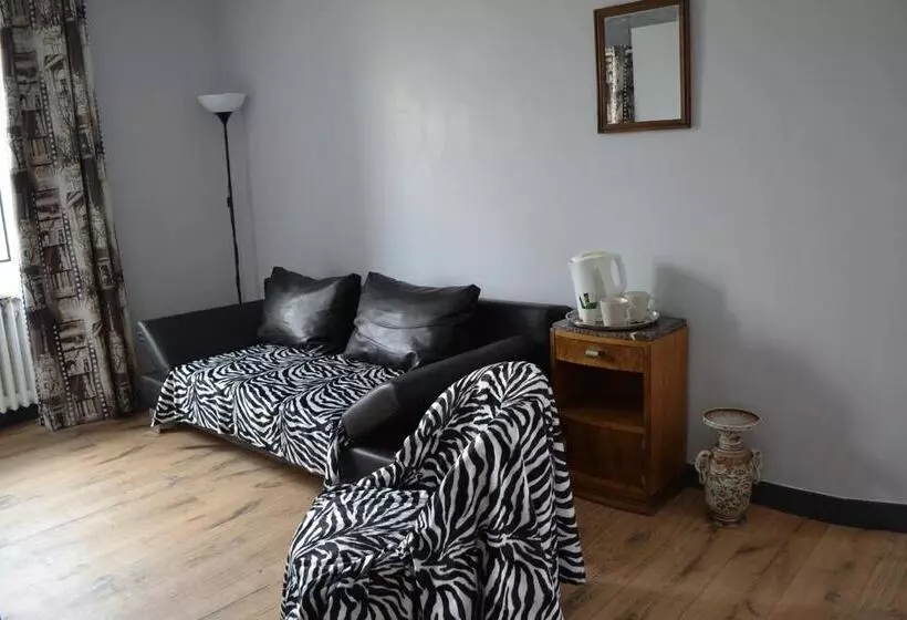 Aamiaismajoitus (B&B) La Follye Mancey