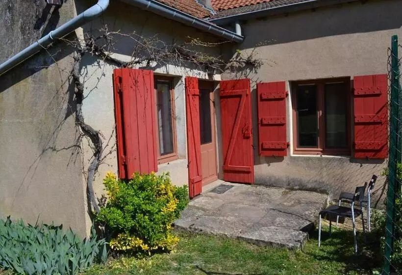 Aamiaismajoitus (B&B) La Follye Mancey