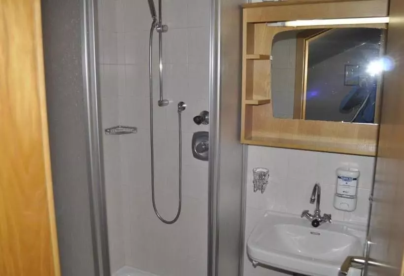 Hotelli Garni Schwarzenstein