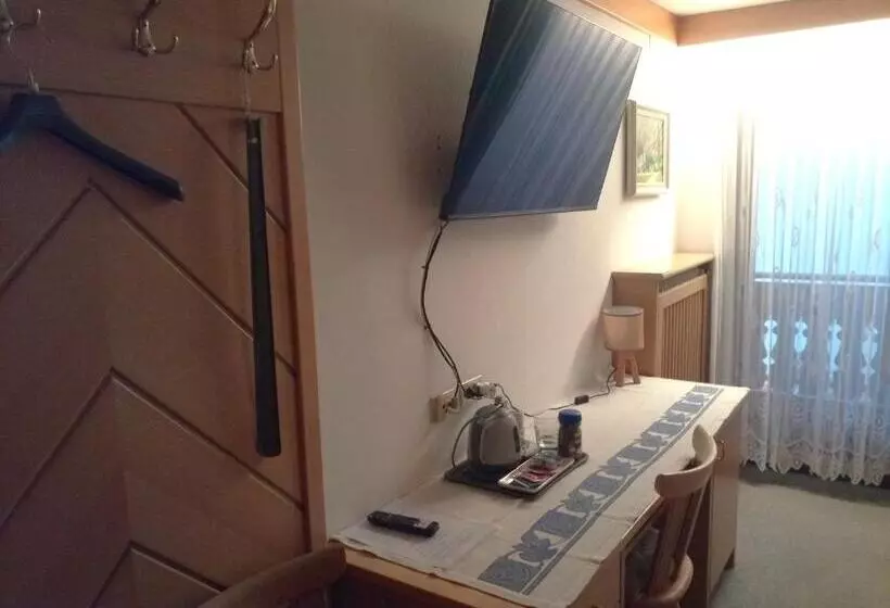 Hotelli Garni Schwarzenstein