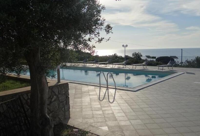 فندق La Valle Degli Ulivi