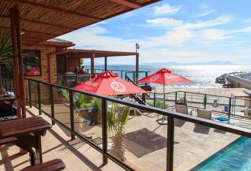 Majatalo Bikini Beach Villas